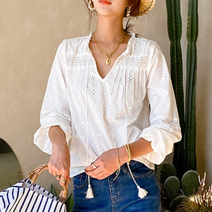 TEELYNN 100%Cotton Floral Embroidery White Lace Blouse shirt For Women Vintage V Neck Long Sleeve Autumn Blusas Boho Tops 2023