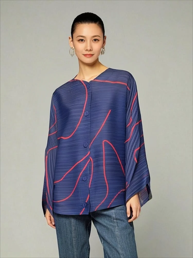 

Miyake Pleated Spring and Autumn New Style Simple Striped Irregular Fold Printed Cardigan Shirt Casual Loose Long Sleeved Top