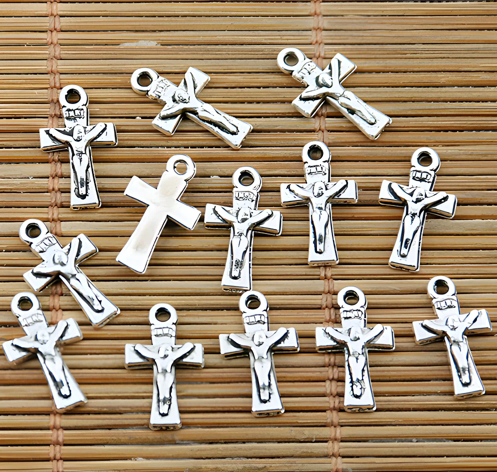 

40pcs 15*8mm Alloy matel tibetan silver classic pendants HWEF1649