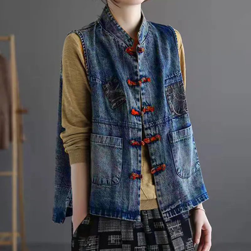 

Trendy Denim Tank Top with Button Detailing Women's Faion Commute Sle Single Button Closure Cotton Blend Vest
