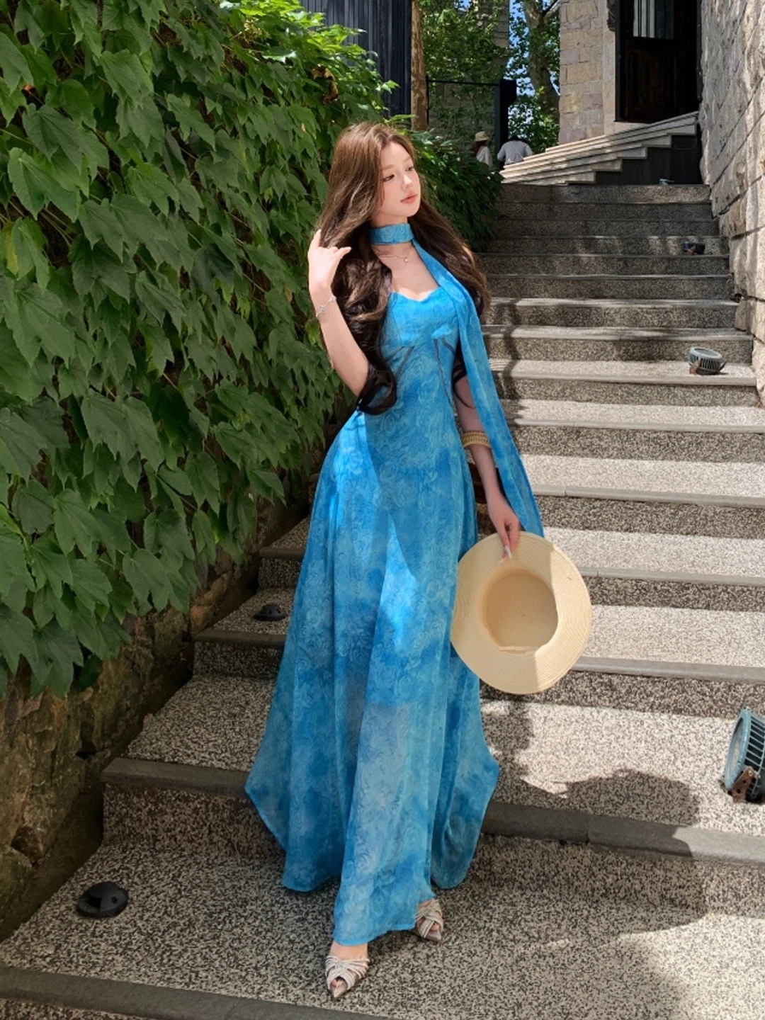 ブルーの花柄プリント、スリムなサマードレス、Aラインロングドレス、ビーチバケーション向け、レディースファッション、カジュアル、Vネック、ジッパー付き