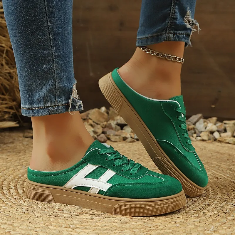 2026 New Vest Selling New Trendy Women's Slippers Fashionable Retro Casual Flat Bottom Closed Toe Women Shoes  
