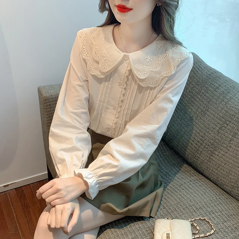 

Spring Autumn Women Clothing New Vintage Hollow Hook Flower Tops Doll Collar Loose Lace Shirt Long Sleeve Embroidery Blouse