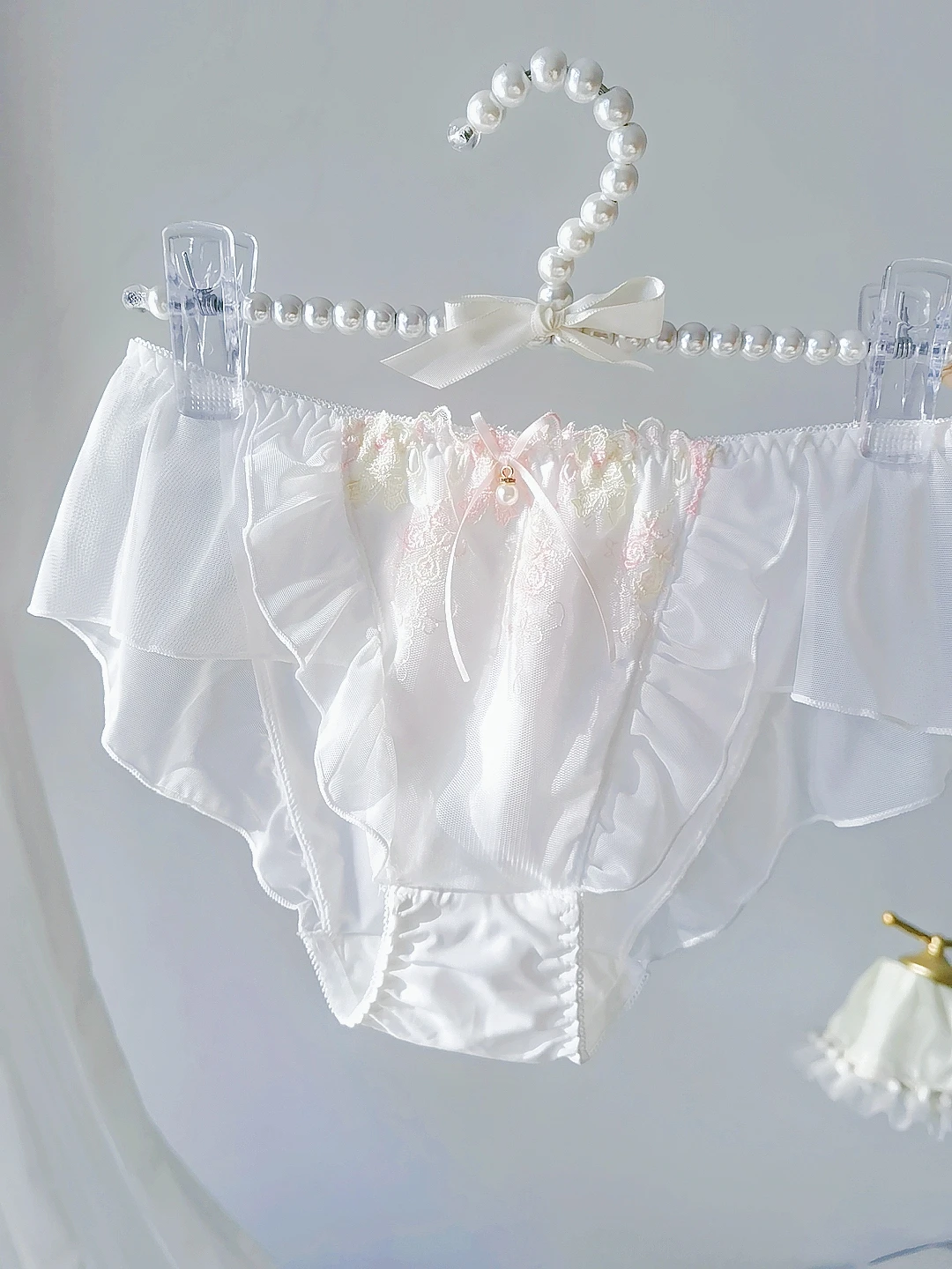 Lotus Leaf Edge Fairy Japanese Lolita Girl Mid Low Waist Underwear With Flower Embroidery Pure Desire Lace Edge Triangle Pants