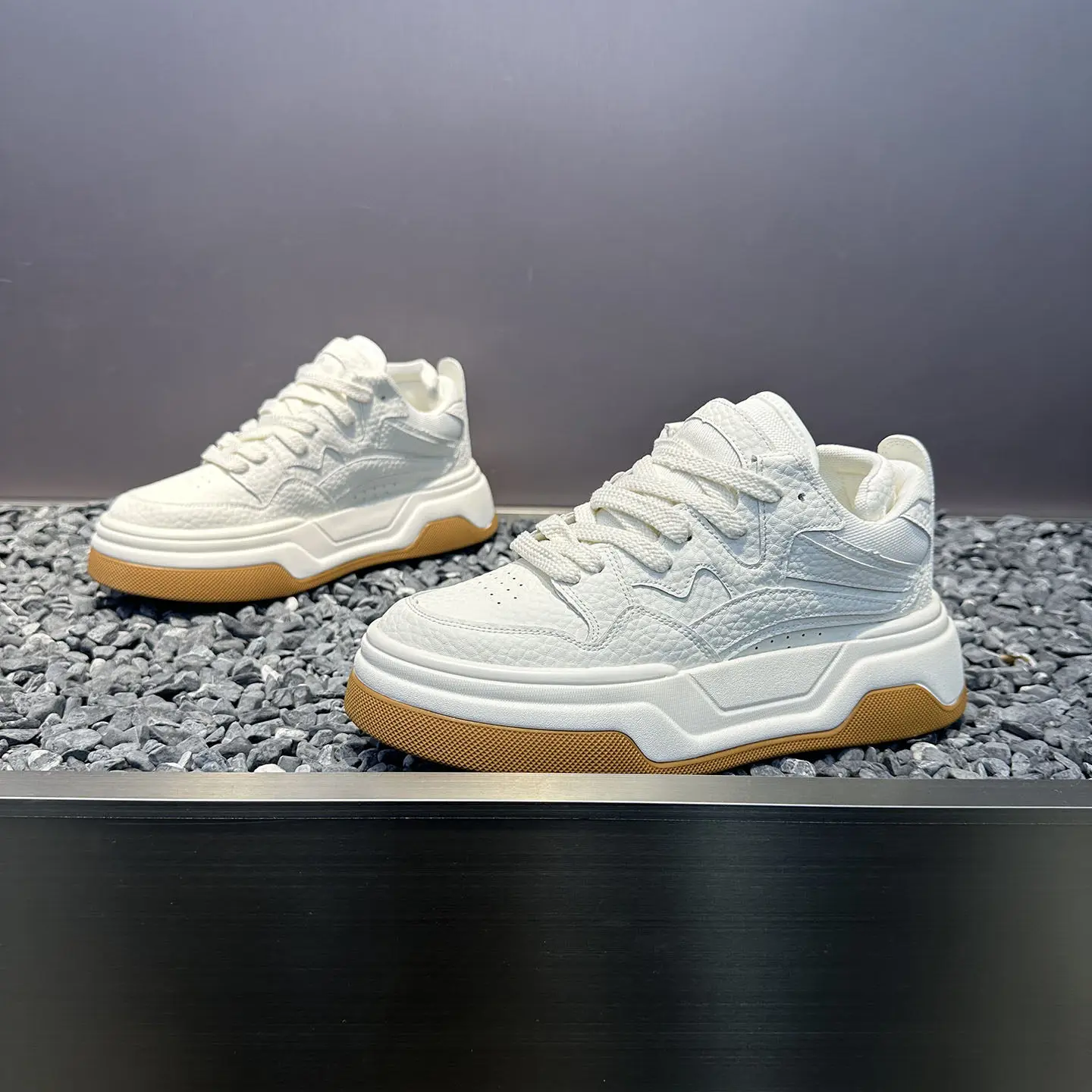 Men's Casual Thick Bottom Anti-slip Wear-resistant Summer Fashionable Sports Shoes Leisure Board Shoes for Students And Youth