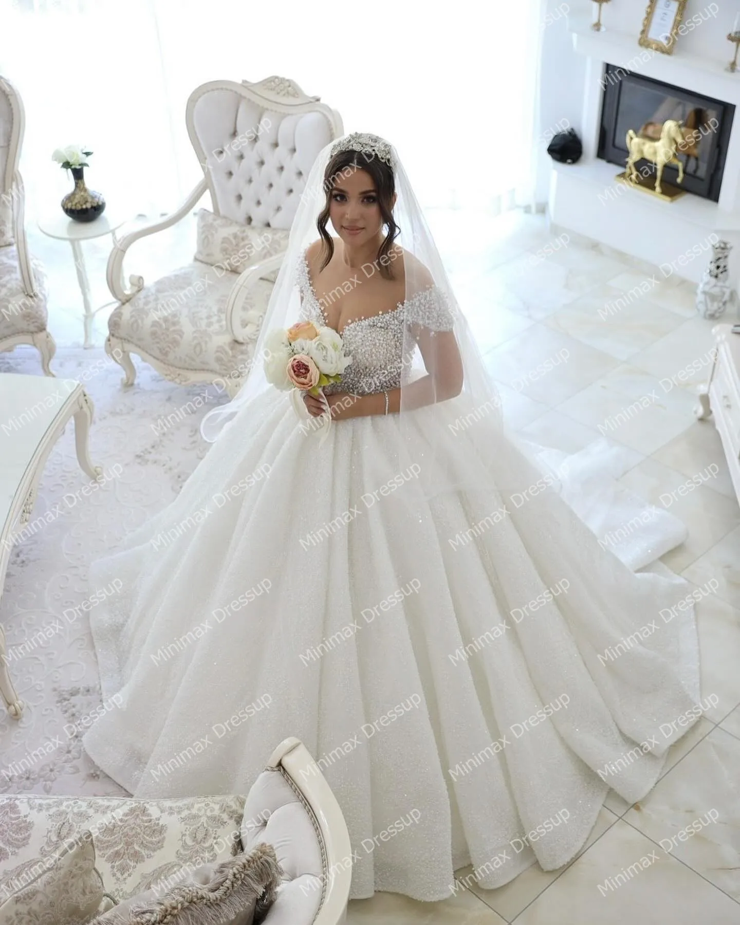 Vestidos de novia de perlas de Dubai, vestidos de novia y hombros descubiertos con cuentas de Organza, vestido de fiesta de boda hinchado de lujo