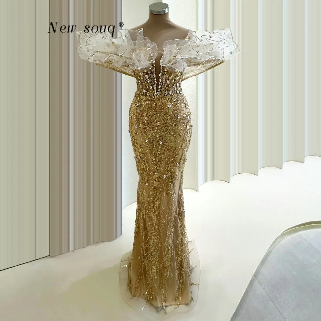 

Crystals Ruffles Off the Shoulder Plunging Neck Golden Mermaid Evening Dresses Long Party Gowns Elegant for Women Customized