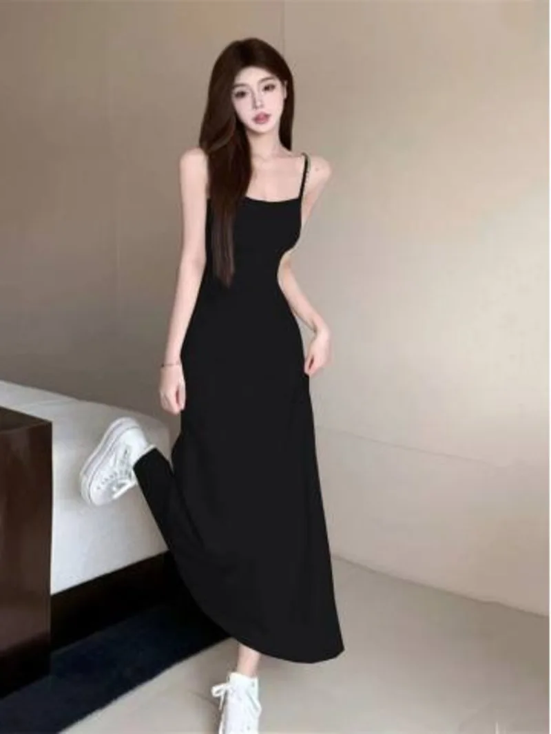 

Spicy Girl High Waist Strap Dress for Summer 2024 New Waist Slimming Off Shoulder Inner Layup Bottom Over Knee Long Dress RXIC