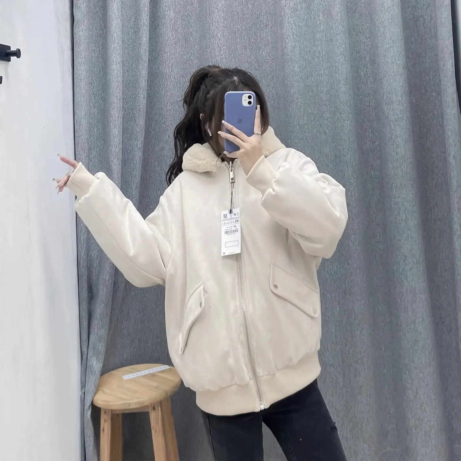 เสื้อผ้าผู้หญิง ฤดูใบไม้ร่วงและฤดูหนาว เสื้อแจ็คเก็ตมีฮู้ดแบบใหม่ ผ้าฝ้ายสองด้าน เสื้อผ้าหนา แฟชั่น เสื้อโค้ทสั้น