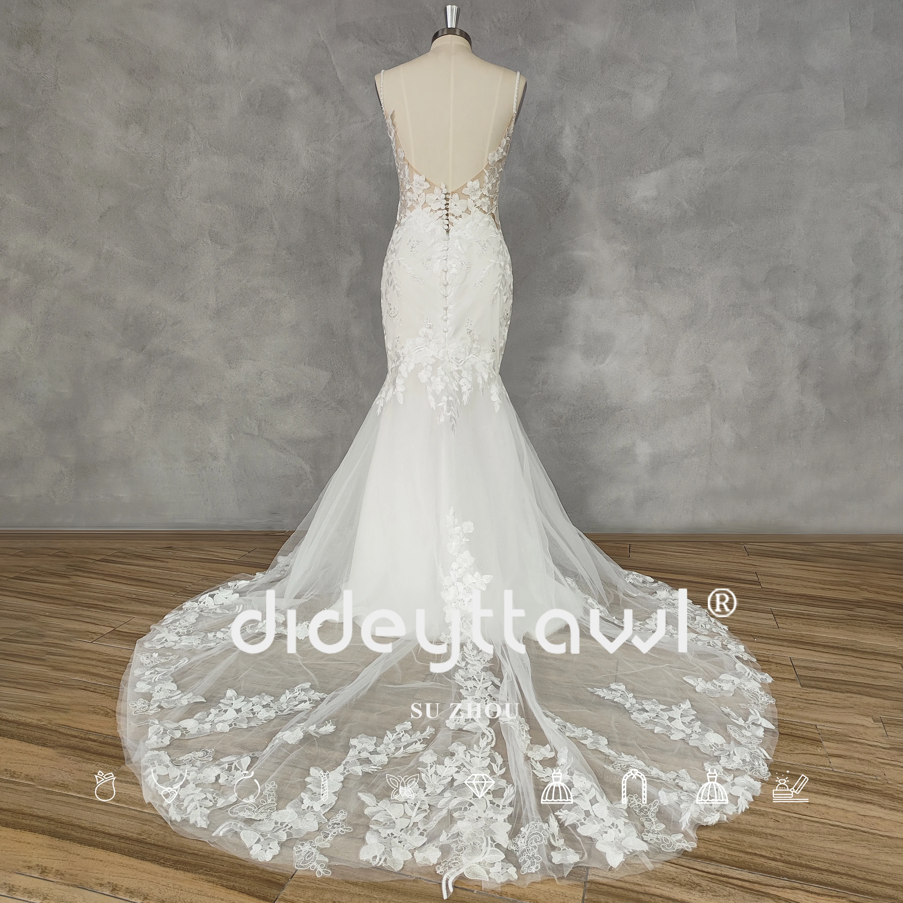 Dideyttawl echtes Bild V-Ausschnitt ärmellose Applikationen glänzende Tüll Meerjungfrau Brautkleid Open Back Court Zug Brautkleid