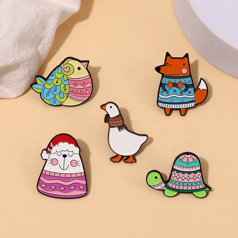 Winter Warming Animals Enamel Pins Fox Duck Bird Turtle With Sweater Brooches Lapel Badges  Bag Christmas Jewelry Gift Wholesale