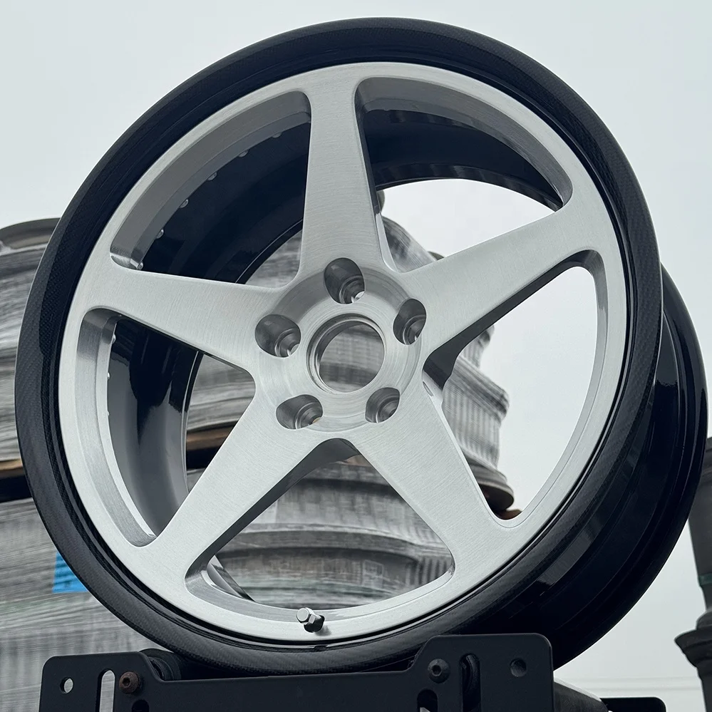 Custom 18 19 20 21 22 23 24 Inch 5x130 2 Piece Forged Carbon Fiber Alloy Wheel Rims for Lamborghini Urus Porsche 911 718 view 3