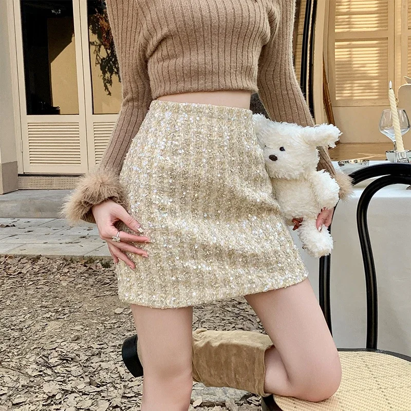 

Xiaoxiangfengmao, 2024 autumn and winter retro sequin skirt, high waist, hip hugging short skirt, A-line skirt, socialite skirt