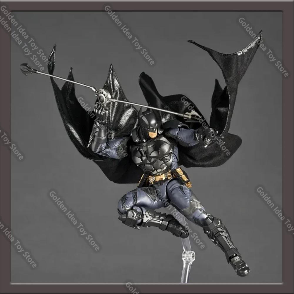 

Kaiyodo Batman Figures Arkham Knight Amazing Yamaguchi Revoltech NR038 Batman Anime Action Collectible Figure Model Statue Toys