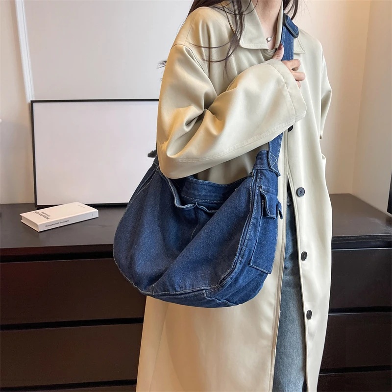 Harajuku Style Large Capacity Denim Fabric Crossbody Bag Female Fashion Trend Student Travel Shoulder Messenger Bags for Women