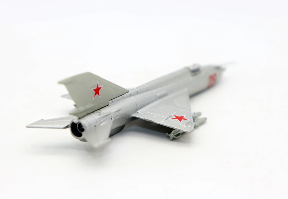 Mig-3ファイターダイキャストモデル,プラスチック合金,シミュレーション飛行機,ギフトコレクション,スケール1: 100,soviet-guich,新品