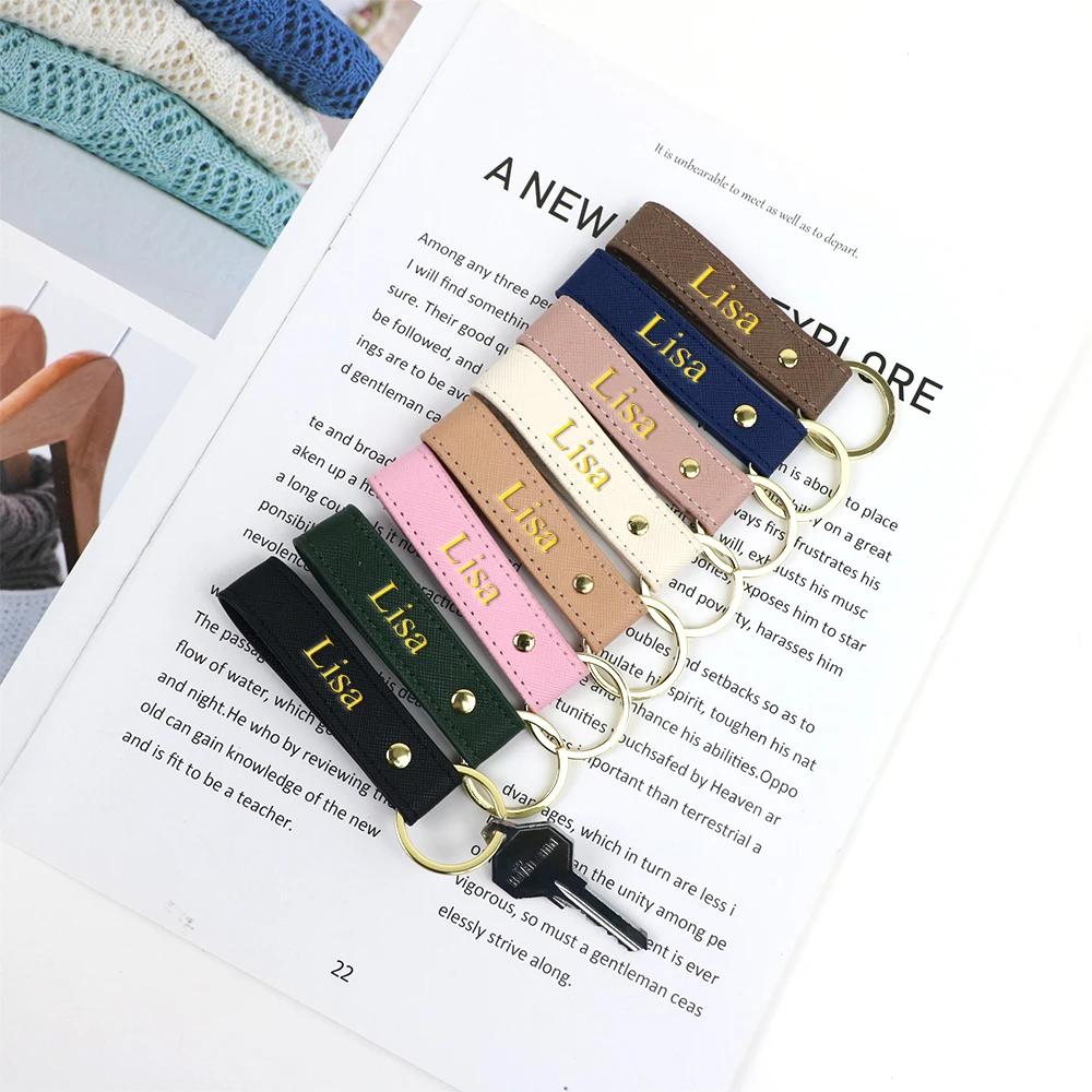 Custom Name Solid Color Safayano Pattern PU Leather Family Key Chain Christmas Birthday Gift Car Key Chain
