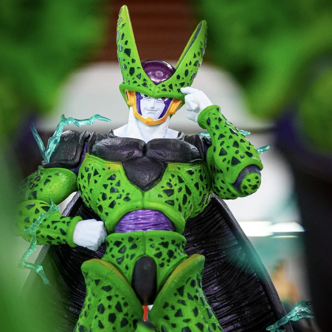 

40cm Dragon Ball Z Cell Anime Figure Super Perfect Cell Figurine Action Figures GK Statue Collection Model Boys Toys Gifts