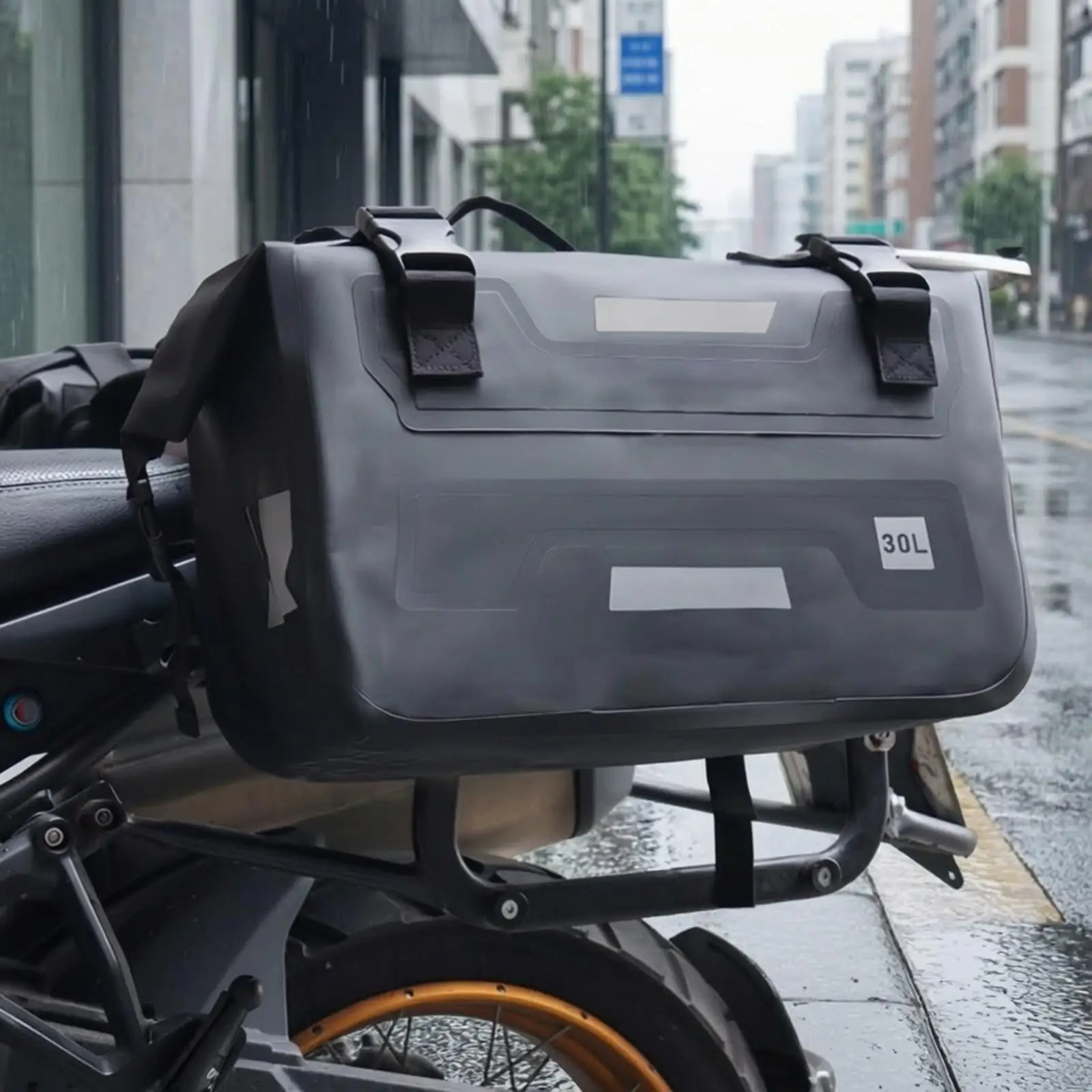 Large 30L Motorcycle Waterproof Saddlebag Side Pan for Rear Rack with Roll Top Seal and Reflective Strips for Weekend Adventures