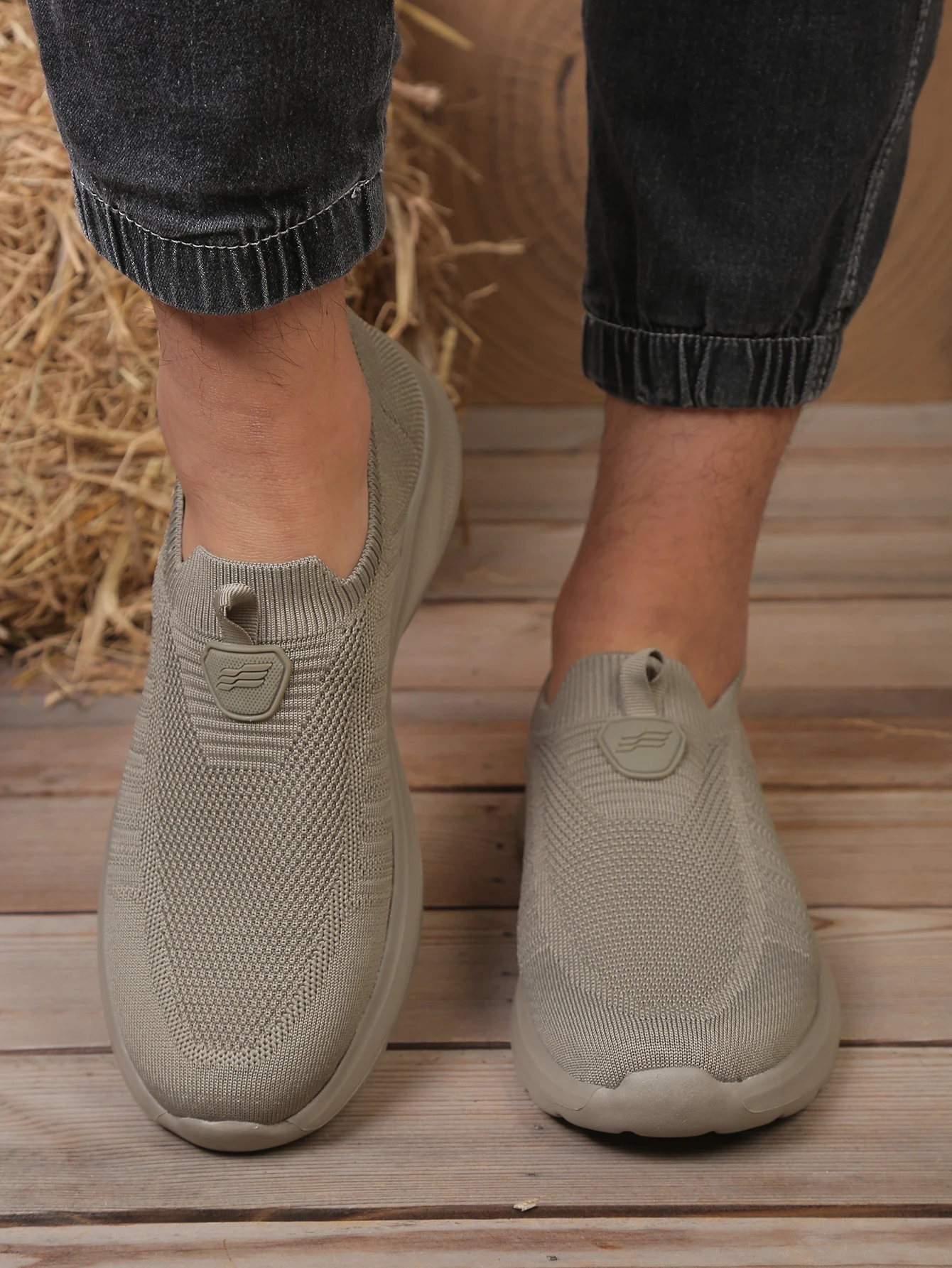 Herren Leichte Wanderschuhe Atmungsaktives Mesh-Obermaterial Gepolsterte Sohle Bequeme Freizeitschuhe für Männer – Detail 7