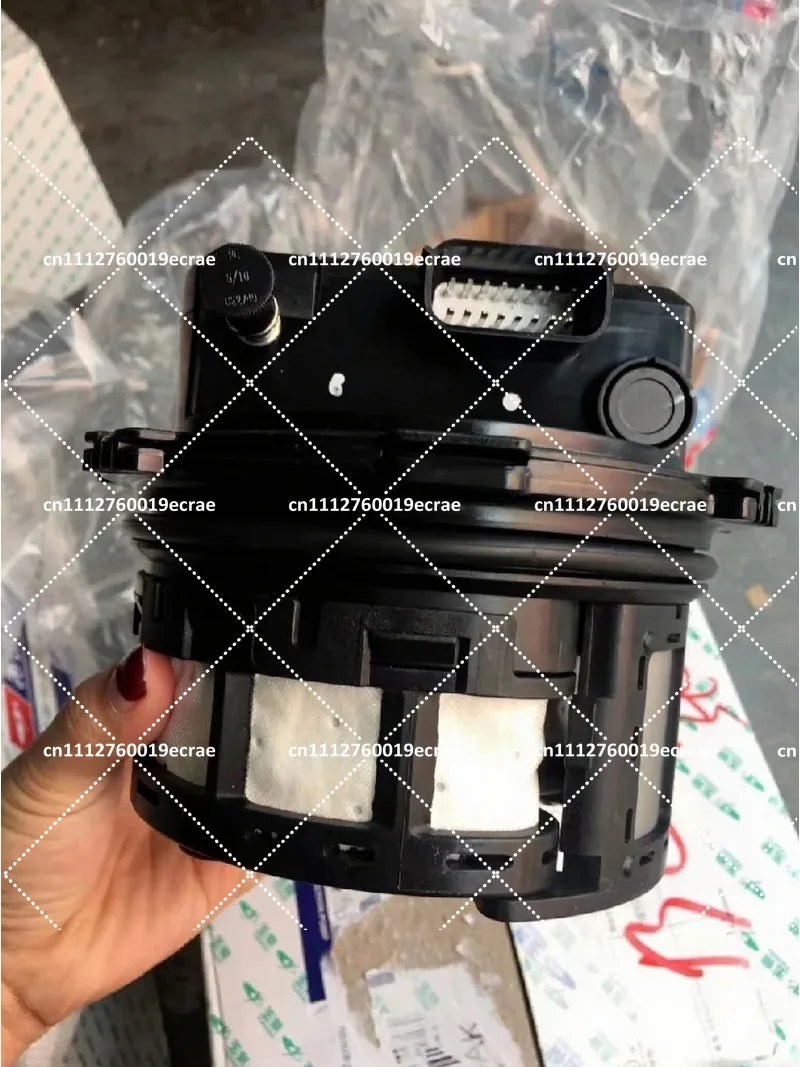 Metering Injection Urea Pump Assembly with Liquid Level Sensor YM300041 Replacement Part