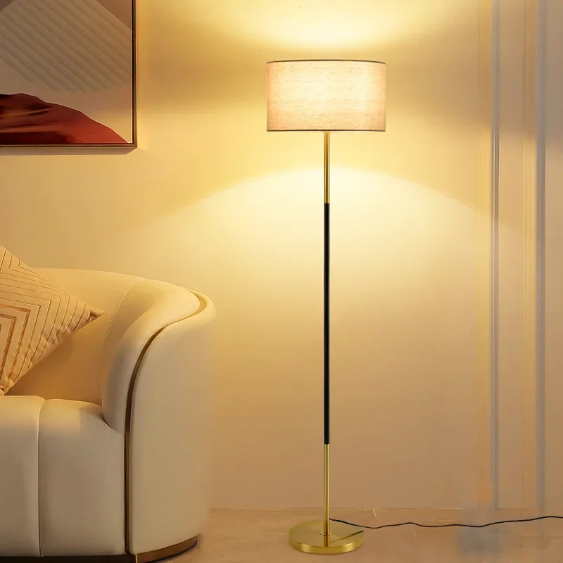 Moderne Simple tissu lampadaire LED salon canapés lampes verticales éclairage chambre chevet Lustre atmosphère luminaires