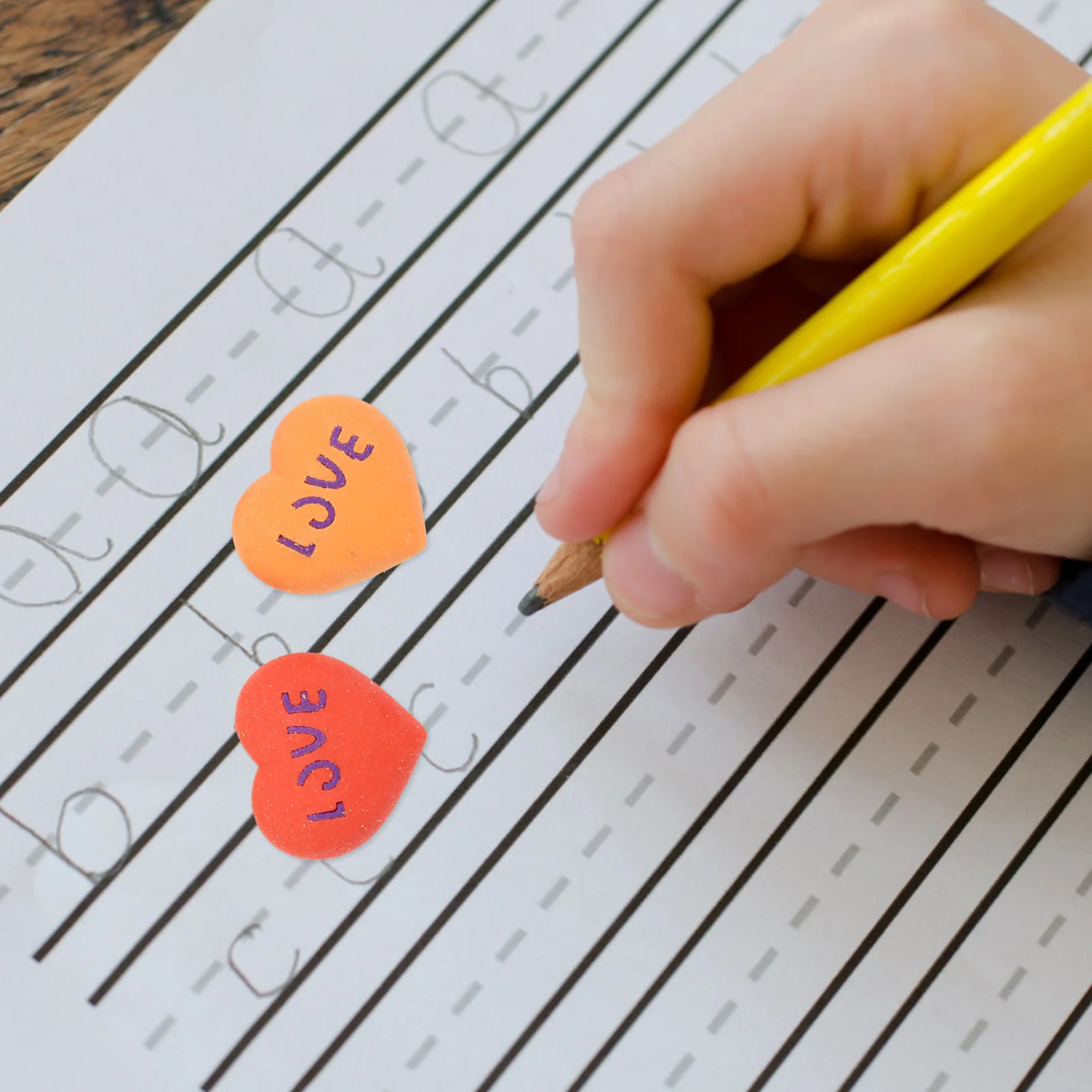 

15Pcs Small Heart-Shaped Erasers Cute Pencil Eraser Exquisite Craftsmanship Portable Student Writing Accessory Office Supplies