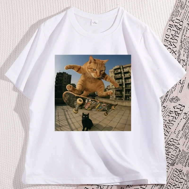 

Funny Cat Skating T-shirts Man Cotton Short Sleeve Graphic Tees Round Neck Loose Printed Tshirt Cool Streetwear Y2k Clothes