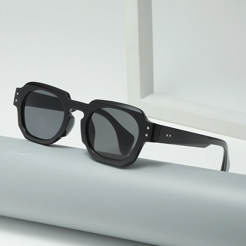 Rice nail sunglasses Polygon irregular 2025 new sunglasses Fashion sunglasses ladies 7720 image 2