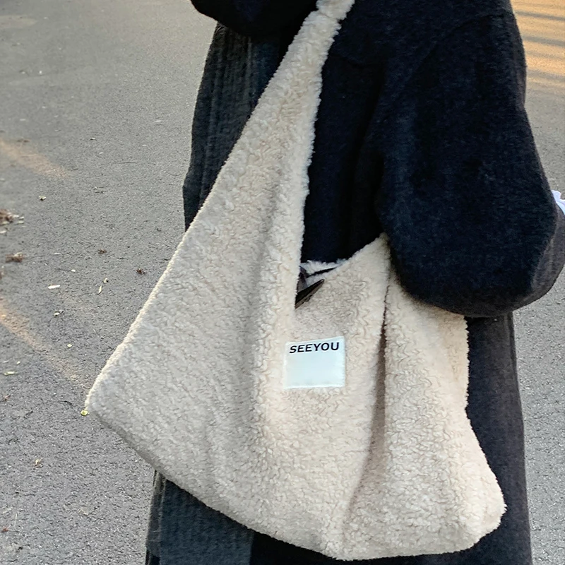 

Vintage Winter Women's Bag Trend Furry Autumn New Design Large Capacity Tote Bag for Woman Ladies Daily Commute Bolsas Femininas