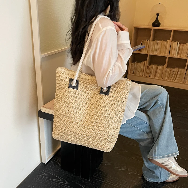 Straw Woven Tote Bag, Large Capacity Summer Beach Shoulder Bag for Women