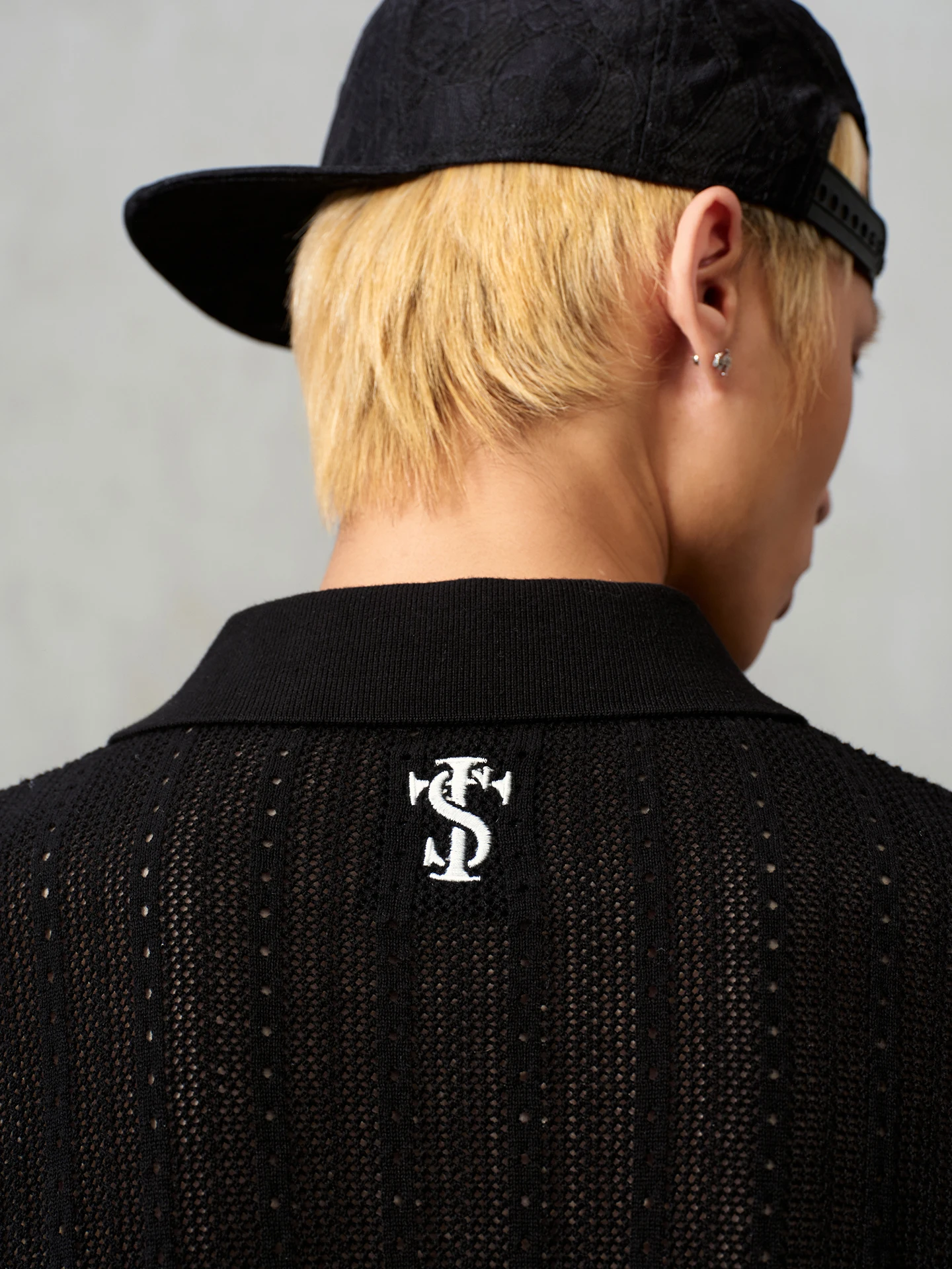 STK SmallTownKid Knitted Hollow out Short Sleeve  T-Shirt Retro Style Turn-down Collar Breathable Cotton Casual Top