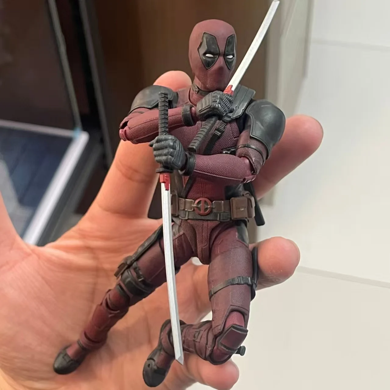 

In Stock Bandai Original Shf Deadpool Model Set Anime Doll Model Toy Gift Collection Model 6 Inches Toy Valentines Gift Ornament