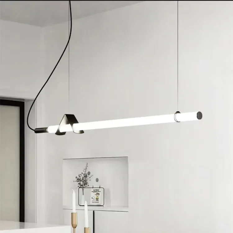 ثريا بار بسيطة من كلمة واحدة بتصميم عصري لمطعم الاستوديو