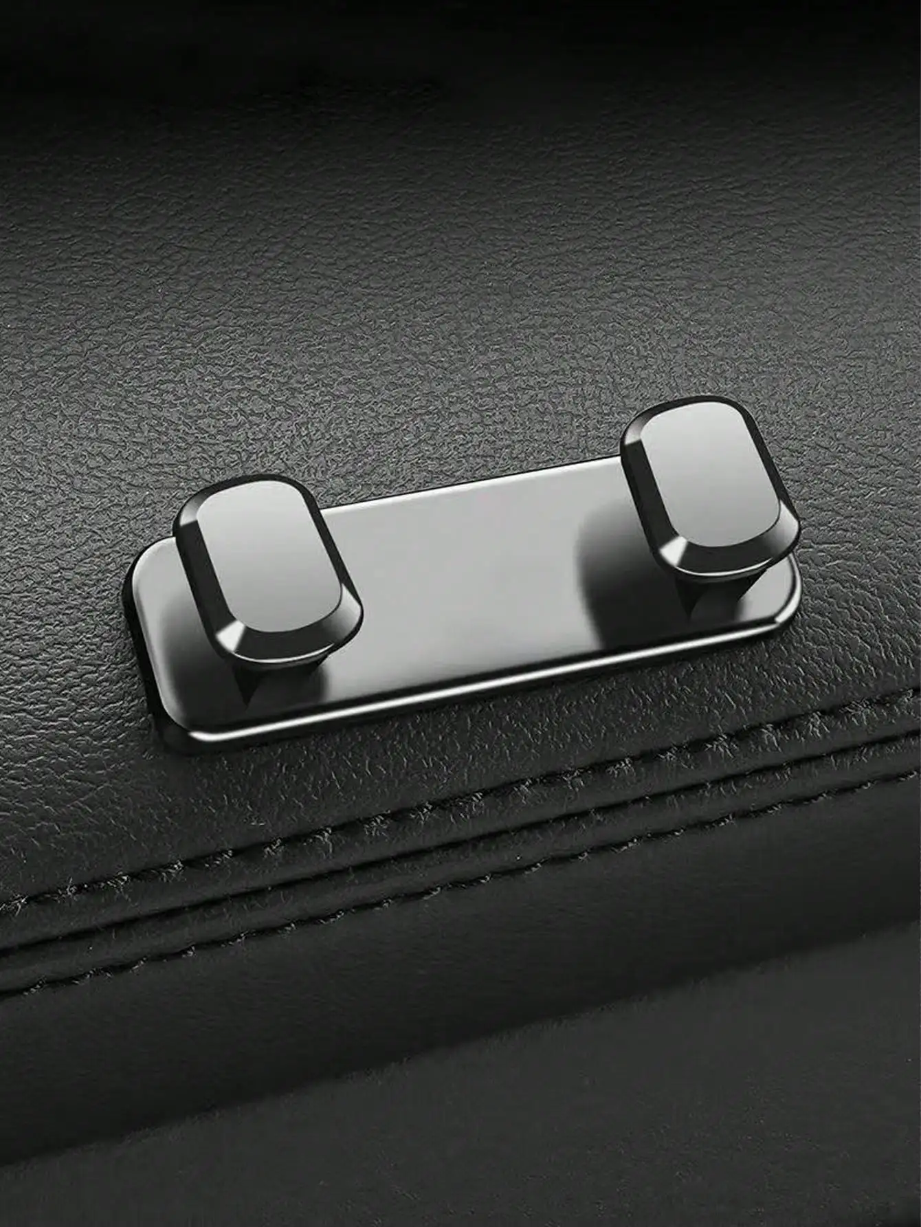 Crochet adhésif multifonctionnel en alliage d'aluminium pour siège avant de voiture, support universel pour sacs, clés et masques, fixation forte sans dommage, rangement automobile