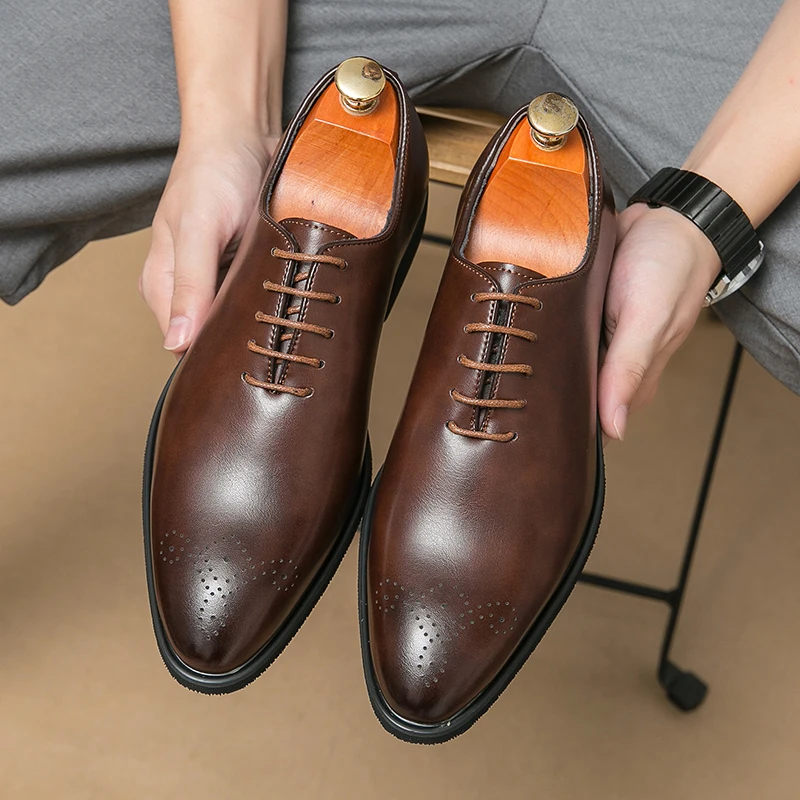 

2025 New Plus Size Fashionable Men's Trendy Versatile Pointed Shoes Lace Up Business Casual Comfortable Men's Shoes Sizes 38-48