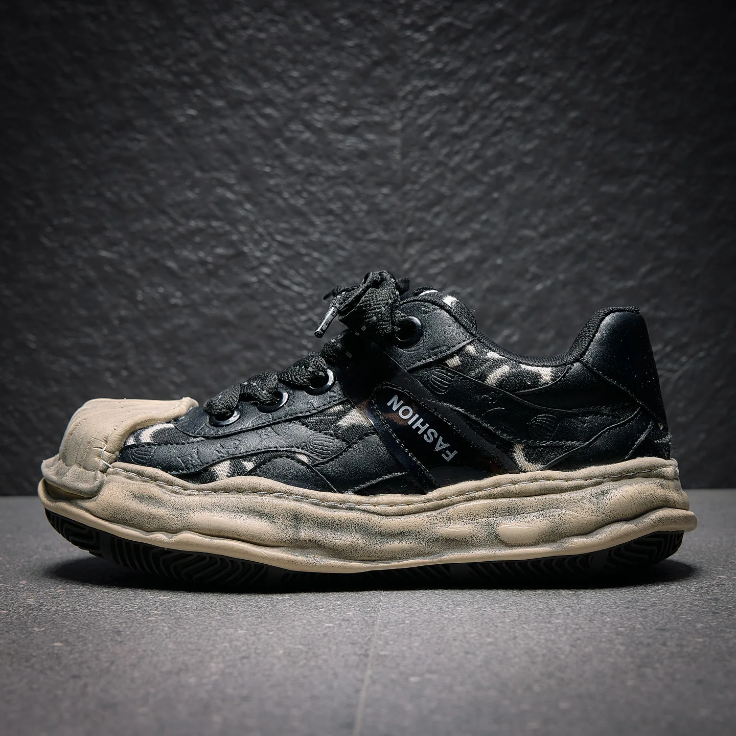 

Shell head 26 dissolving shoes washing water old niche splicing retro platform couple low-top board shoes