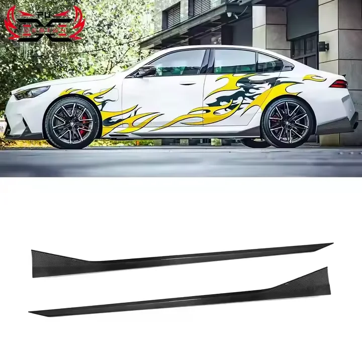 

High Quality Dry Carbon Fiber MP-style Side Skirt for BMW 5 Series G90 M5 Body Kit