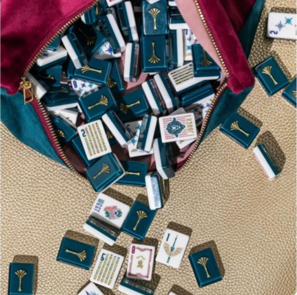 Green Ginkgo Leaf Acrylic American Style Mahjong Set in Stock Direct Shipping Traditional Chinese Game for Entertainment