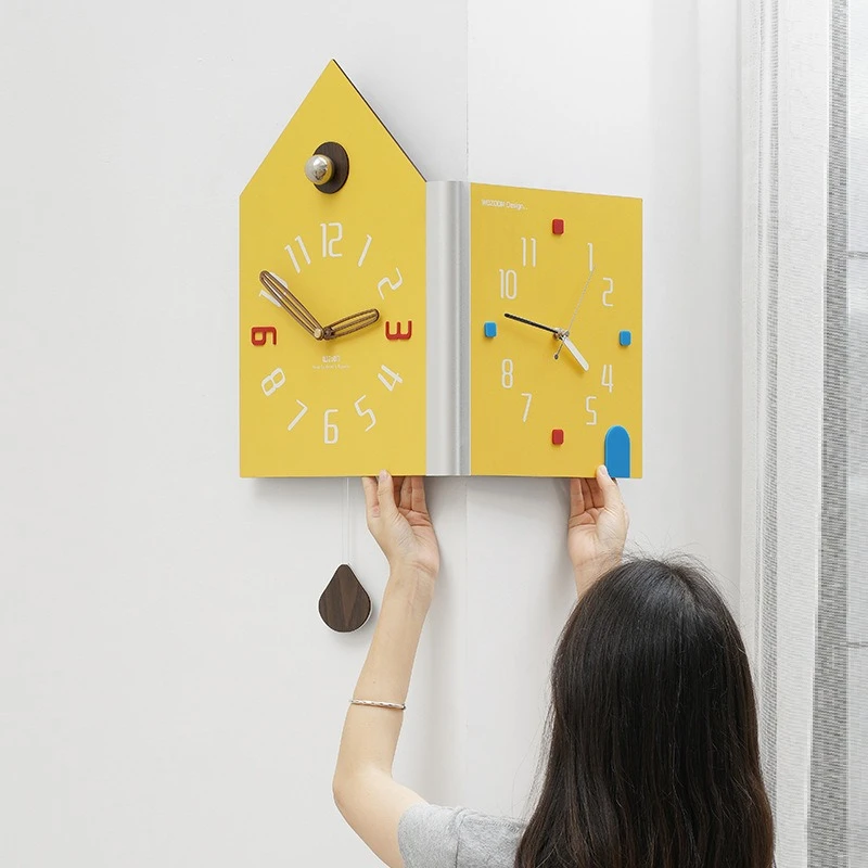 

No punching modern simple double sided wall mounted clocks creative corner