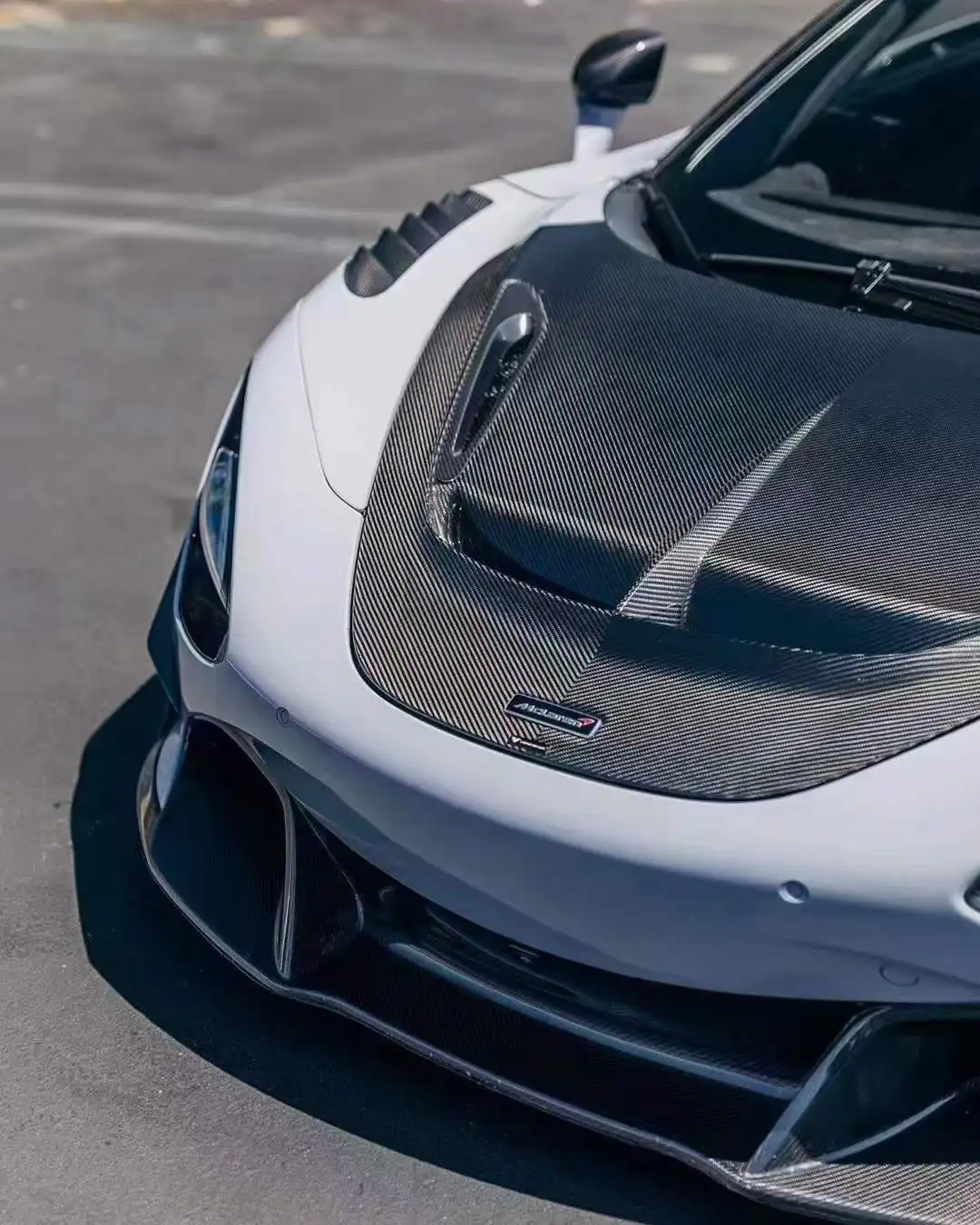 مجموعات هيكل عالية الجودة لـ McLaren 720s ترقية vorsteiner نمط ألياف الكربون الجبهة الشفة الخلفية الناشر Tuyere المفسد مثاليا