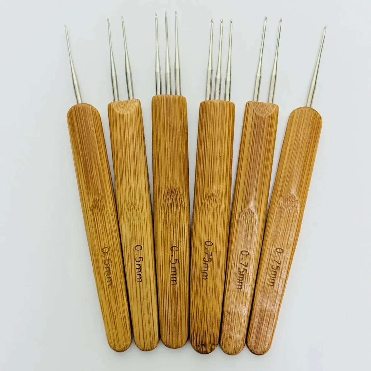 0,5 mm/0,75 mm Dreadlock Häkelnadel Holz Häkelnadeln Haar Dreadlocks Werkzeug für Braid Craft