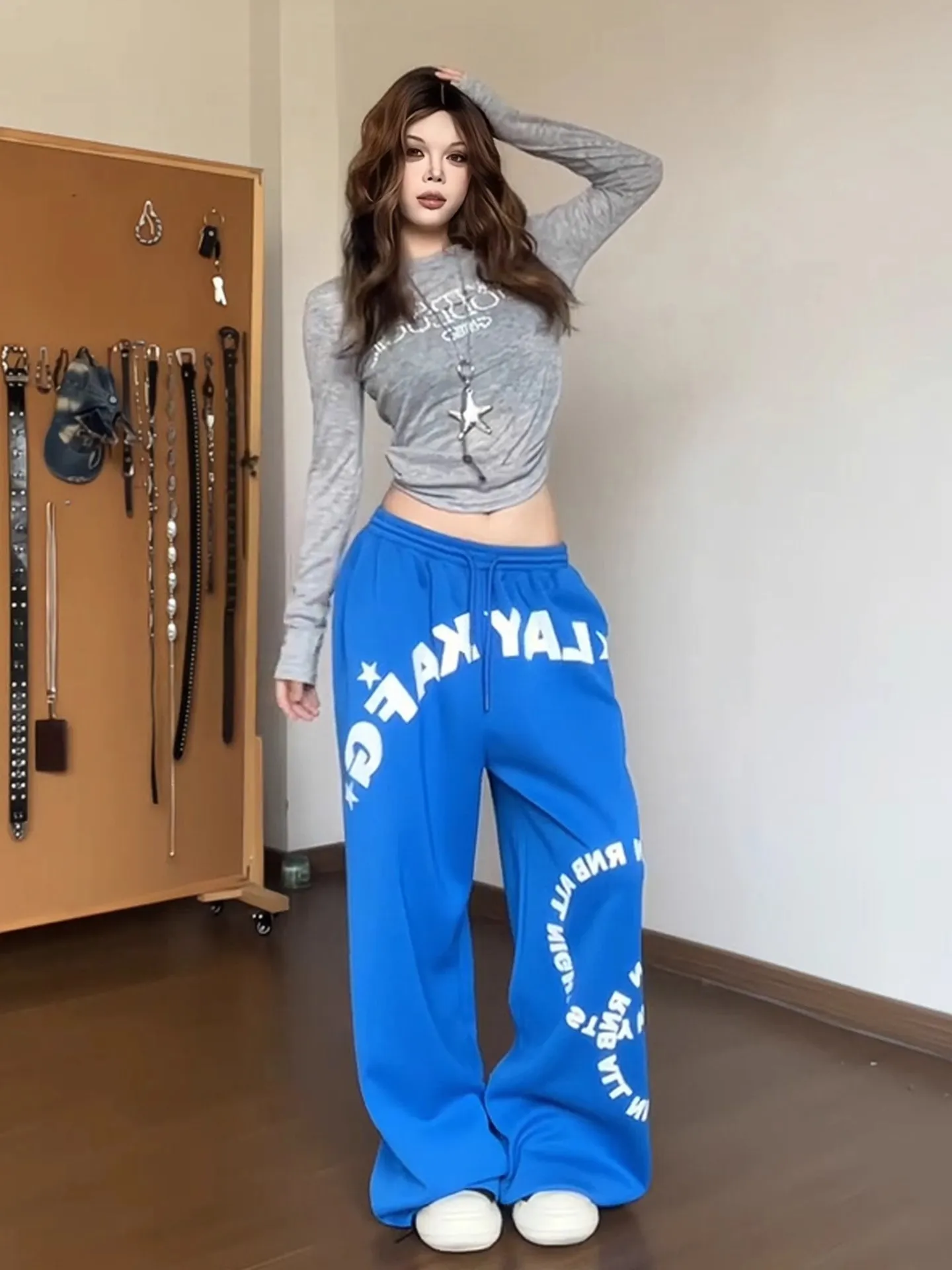 بنطلون رياضي كاجوال على الطراز الأمريكي للنساء، موديل خريف وشتاء جديد مع طباعة حروف، بنطلون واسع الساق مستقيم، بنطلون رقص الج...