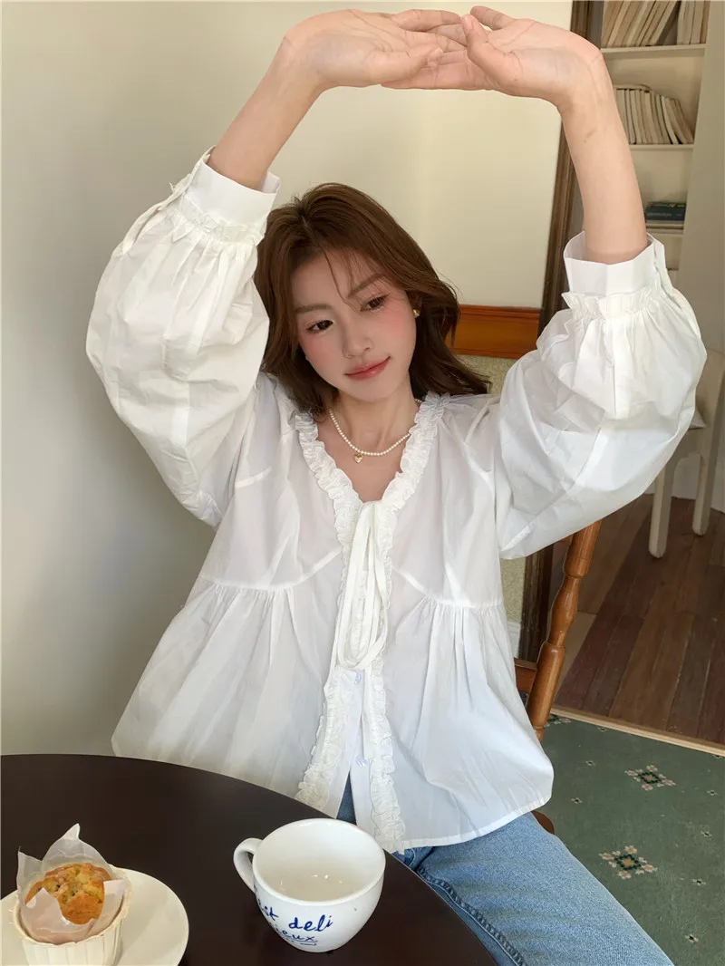 Элегантная белая блузка с рюшами и воротником в корейском стиле, весенний стильный женский топ, облегающий дизайн