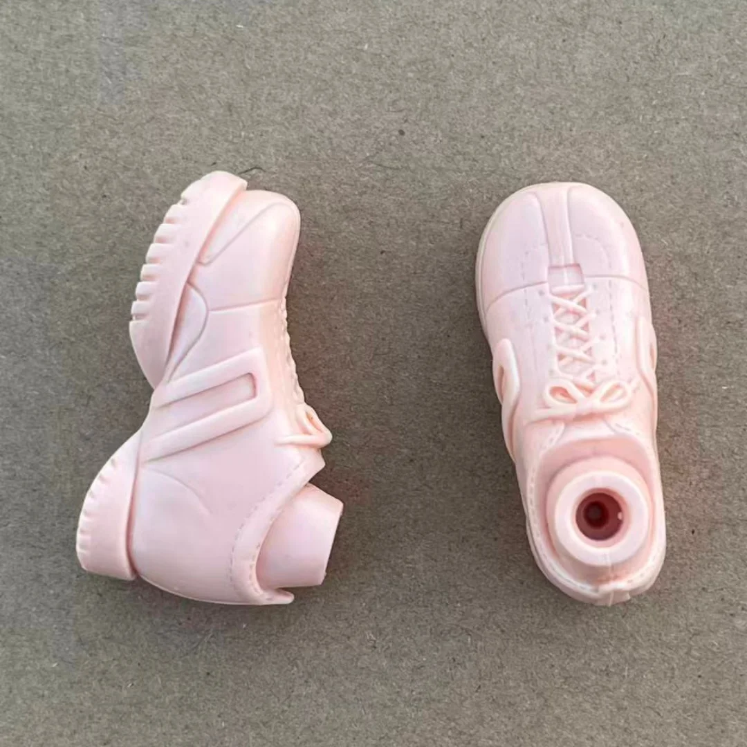 Klassische Tanzpuppe mit dicken High-Heel-Schuhen, Sneakers, bunte Puppenteile, neuartige Dekorationen, Mädchenspielzeug, Geschenk – Detail 10
