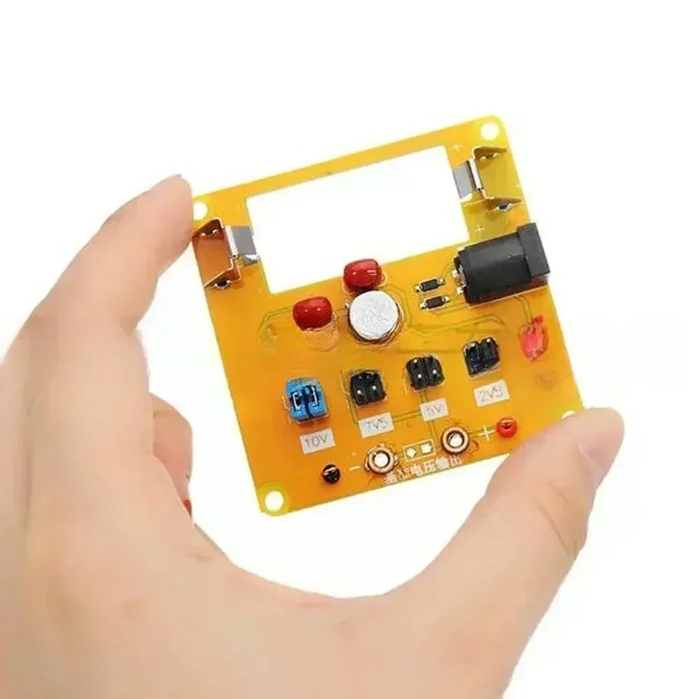AD584 Programmable Voltage Reference Module, 4 Channels, Operating Voltage Ranges: 10V, 7.5V, 5V, 2.5V  Voltage Reference Module