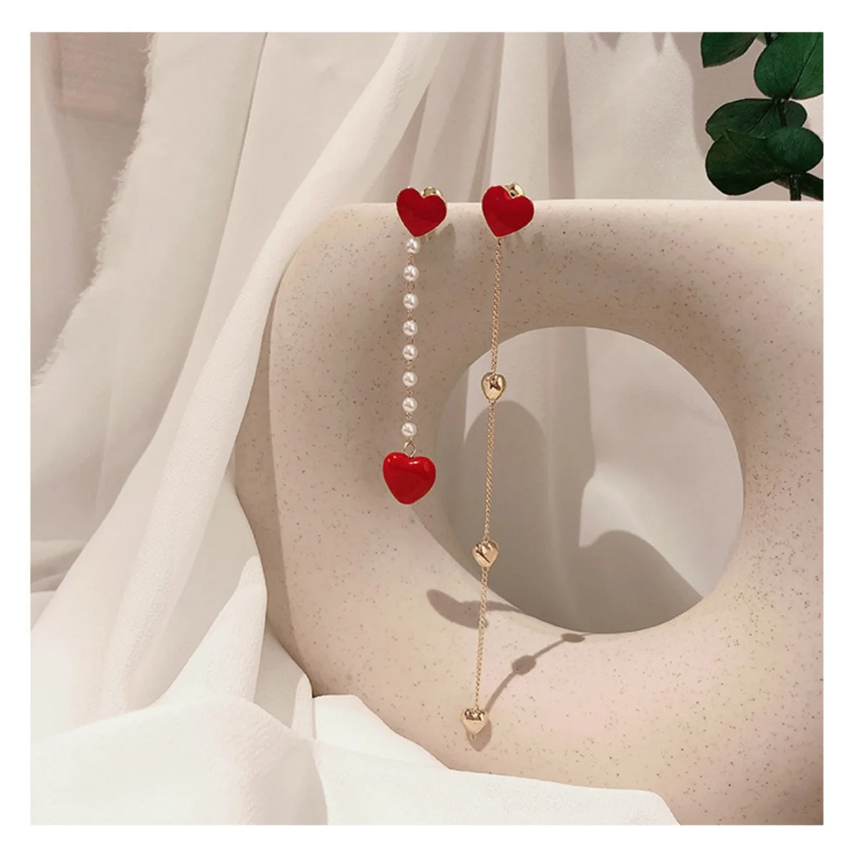 Korean Asymmetric Hollow Black Heart Dangle Earrings For Women Temperament Exaggerated Love Heart Drop Earrings Wedding Jewelry image 5