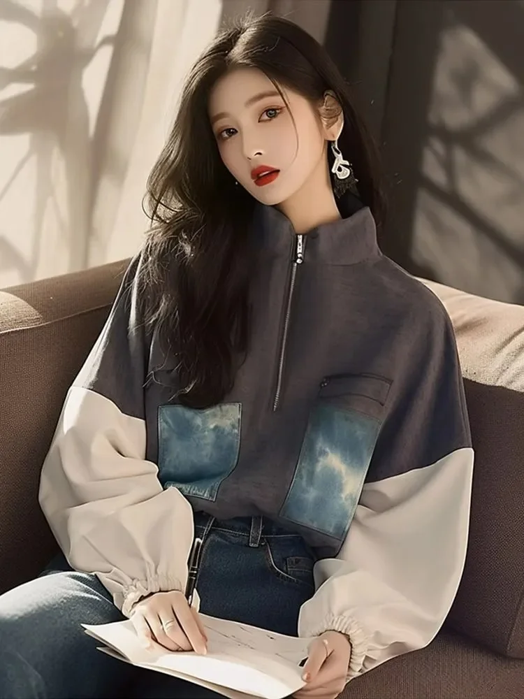 2025 Felpa a maniche lunghe con colletto rialzato stampato grigio allentato americano chic di nuovo stile