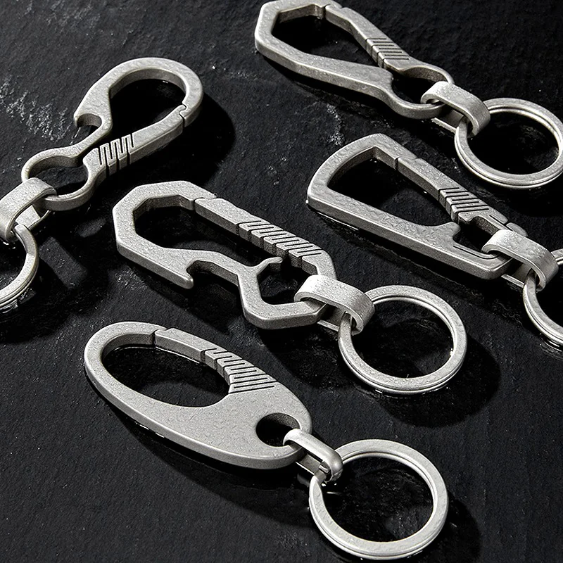 

Titanium Keychain Luxury Car Key Ring Hanging Buckle Lightness Key Holder Bottle Opener for Man Male Creativity Gift Wholesale