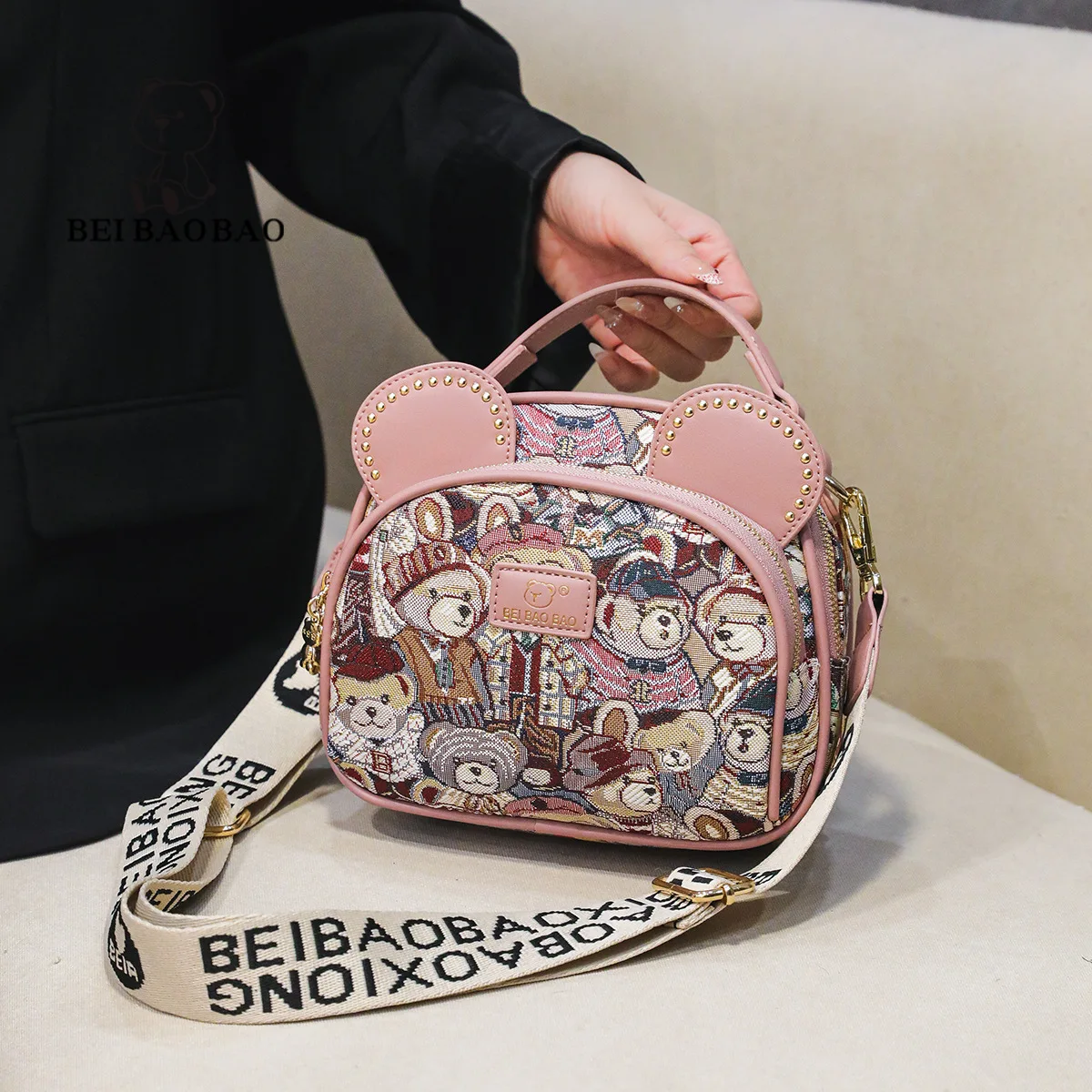 

Women's Vintage Mini Circle Bag Genuine Leather Crossbody Shoulder Purse Boho Chic Adjustable Strap Eco-Friendly Commuter Tote​